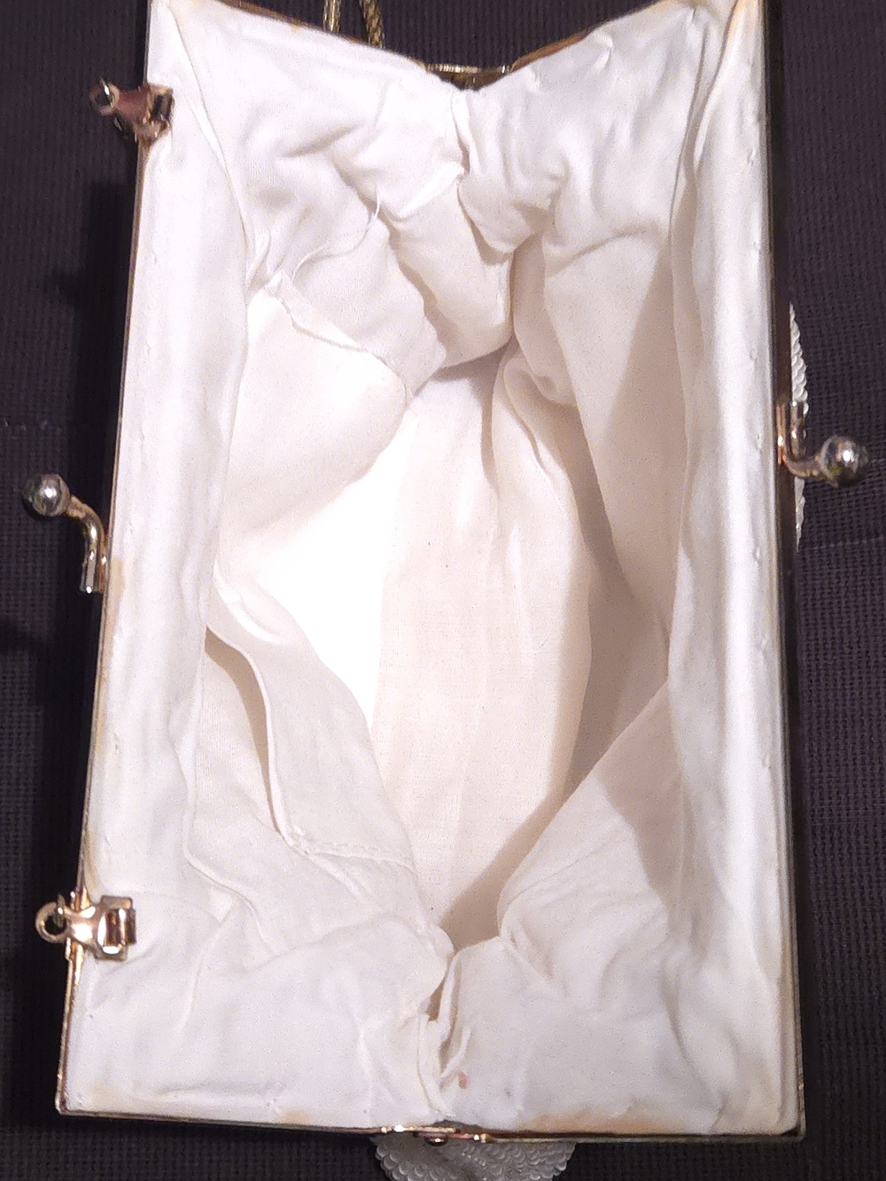 La Regale Ltd. Vintage White Beaded Evening Clutch Purse Hand Made - Picture 4 of 5